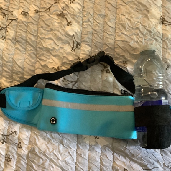 Sports Belt Bag - Picture 1 of 2